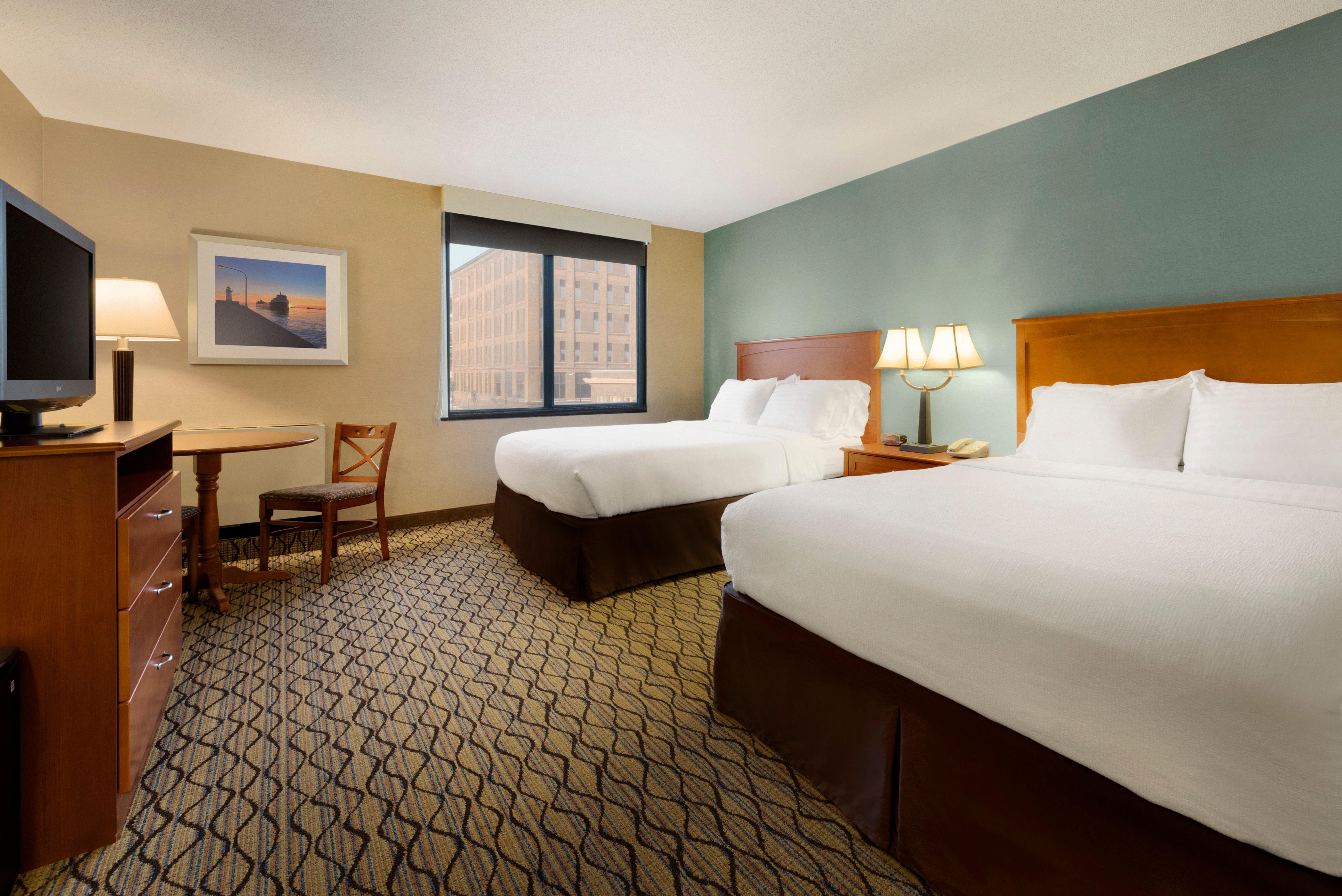 Holiday Inn & Suites Duluth-Downtown By Ihg Exterior photo