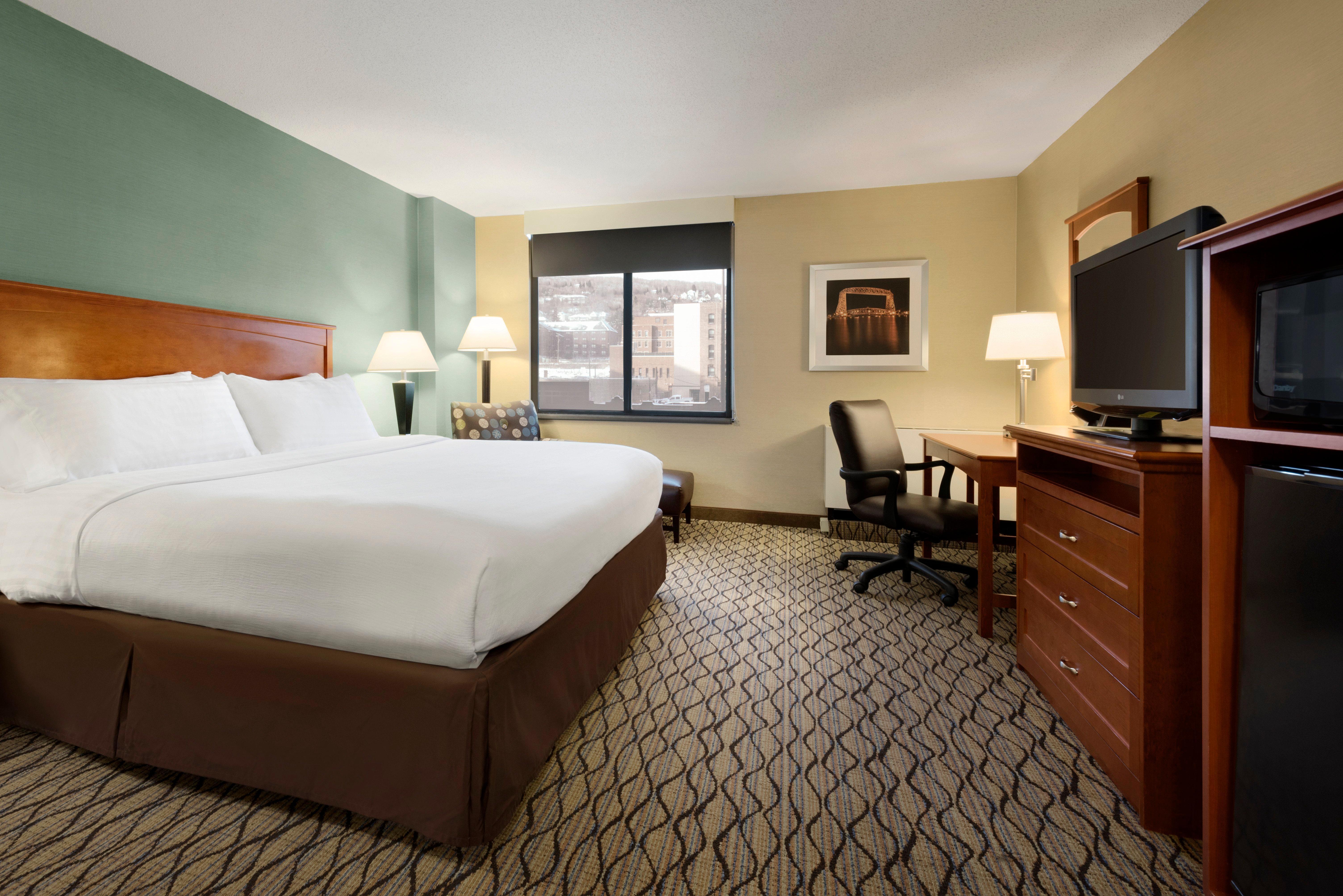 Holiday Inn & Suites Duluth-Downtown By Ihg Exterior photo