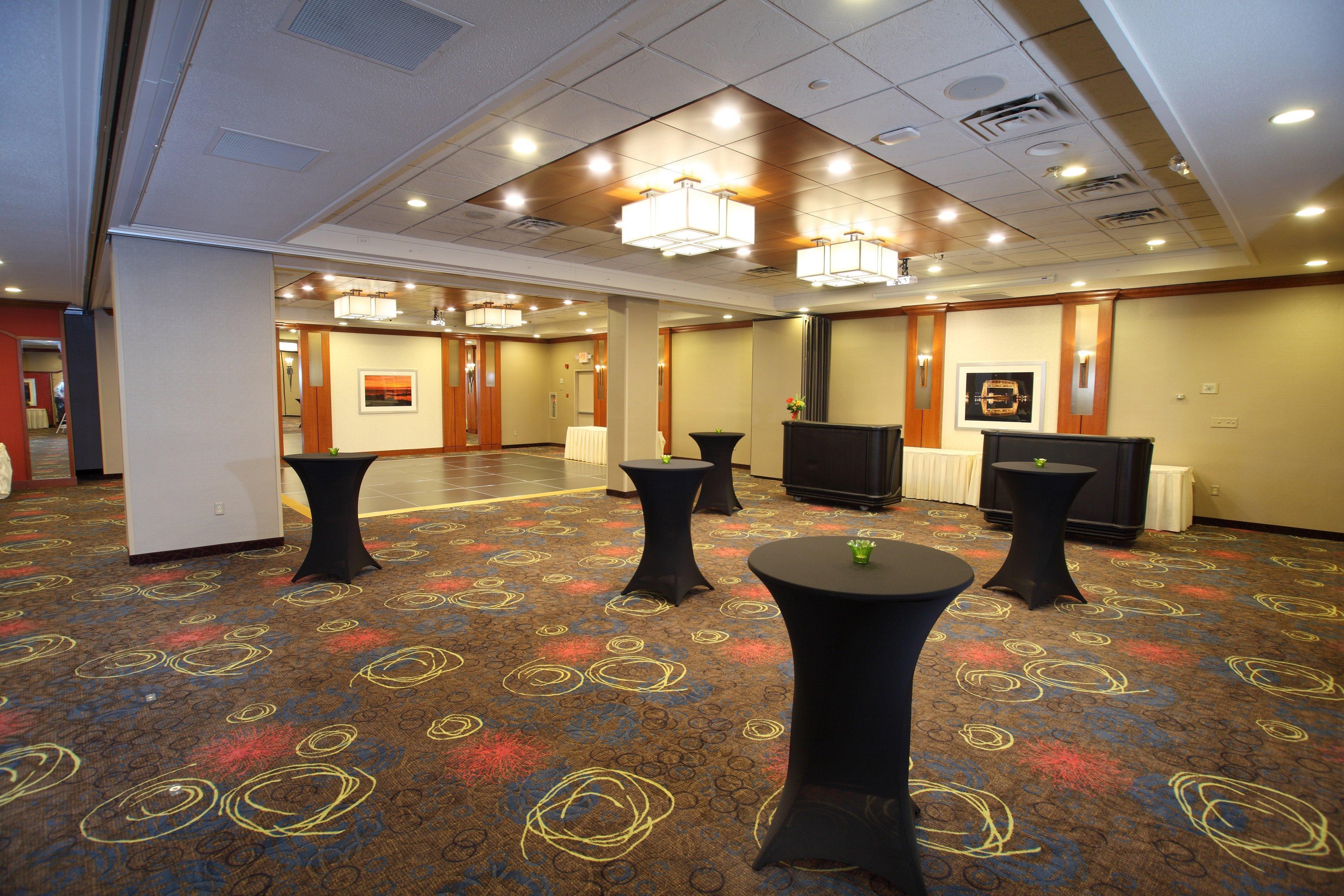 Holiday Inn & Suites Duluth-Downtown By Ihg Exterior photo